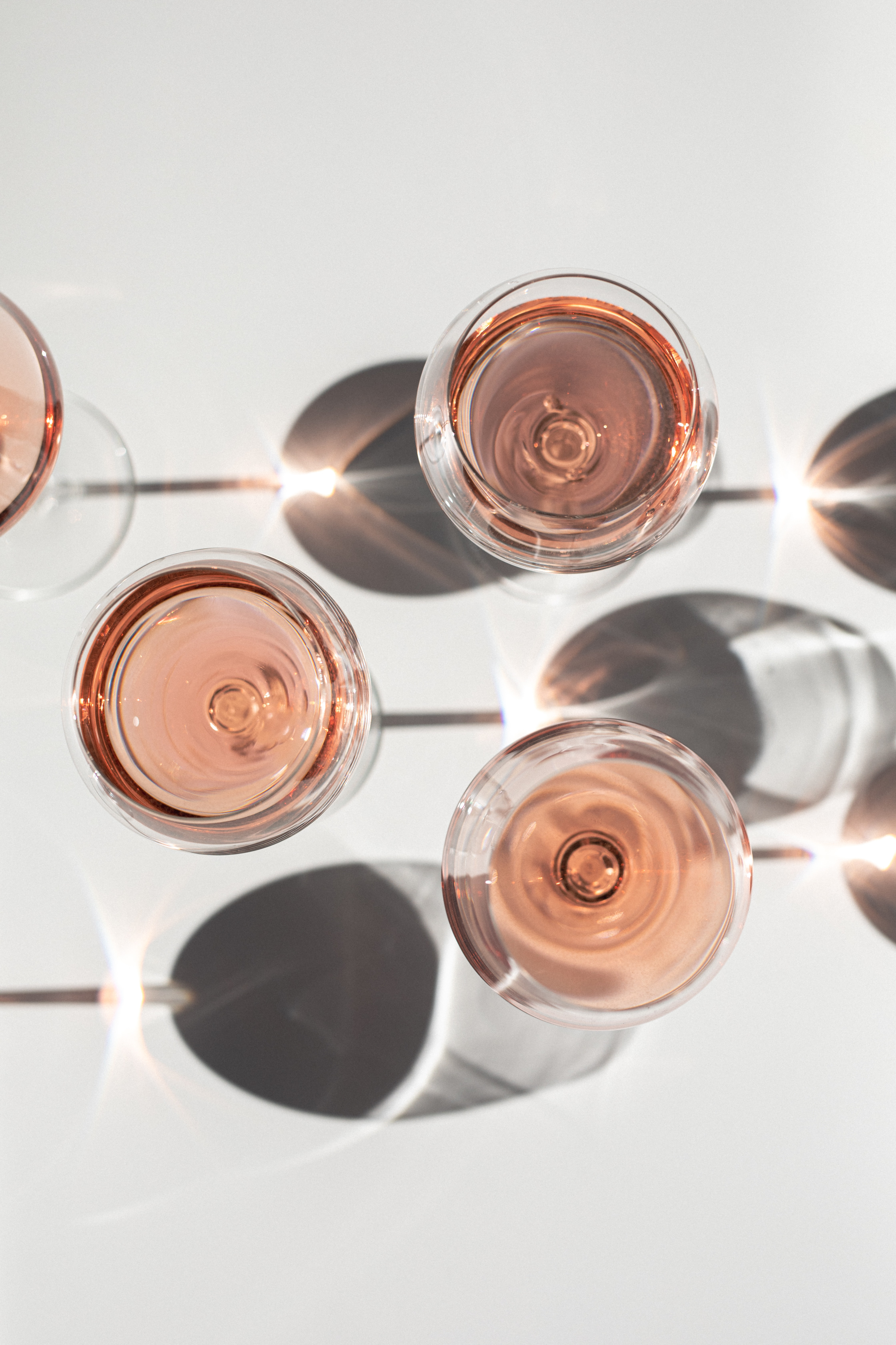 Ever Wonder? Is it Okay to Drink  Rosé Wine in the Fall and Winter?