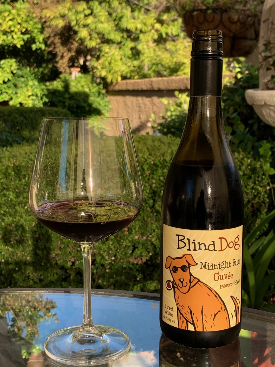 Behind the Cork™ - Écluse Blind Dog Red Blend