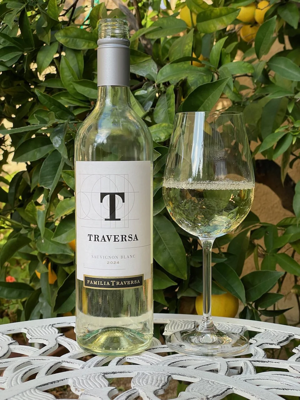 Behind the Cork™ -  Familia Traversa Sauvignon Blanc