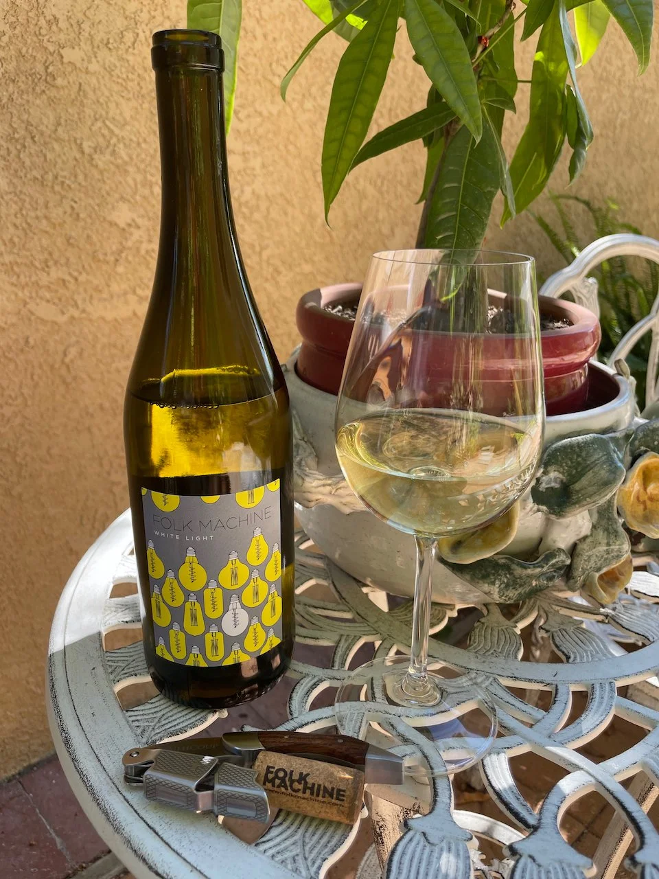 Behind the Cork™ - Folk Machine White Light